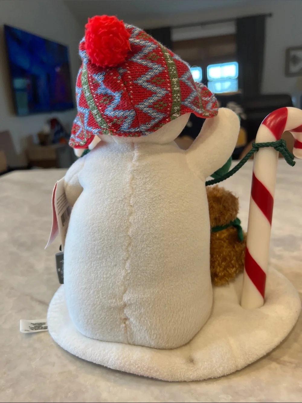 Hallmark 2017 White Singing Snowman with Red Hat and Light-Up Candy Canes